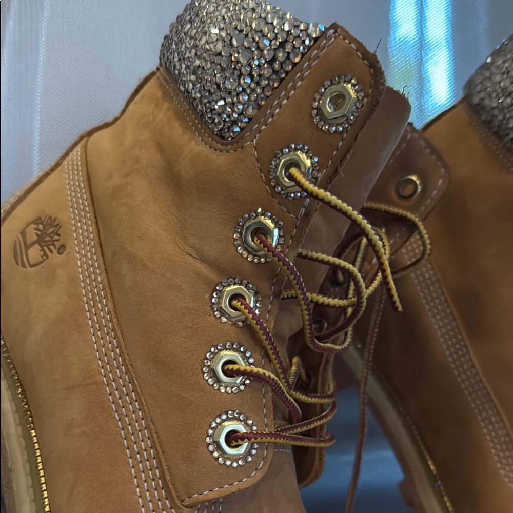 Timberland Tan Gold Combat Boots with Glitter Collar - Picture 5 of 6
